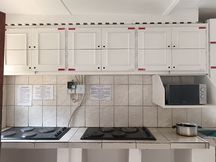 8 Bedroom Property for Sale in Brandwag Free State